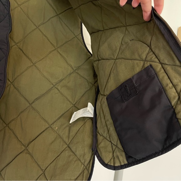 J. Crew Authentic Outerwear Vest Men's Small Quilted full zip black - Picture 6 of 10